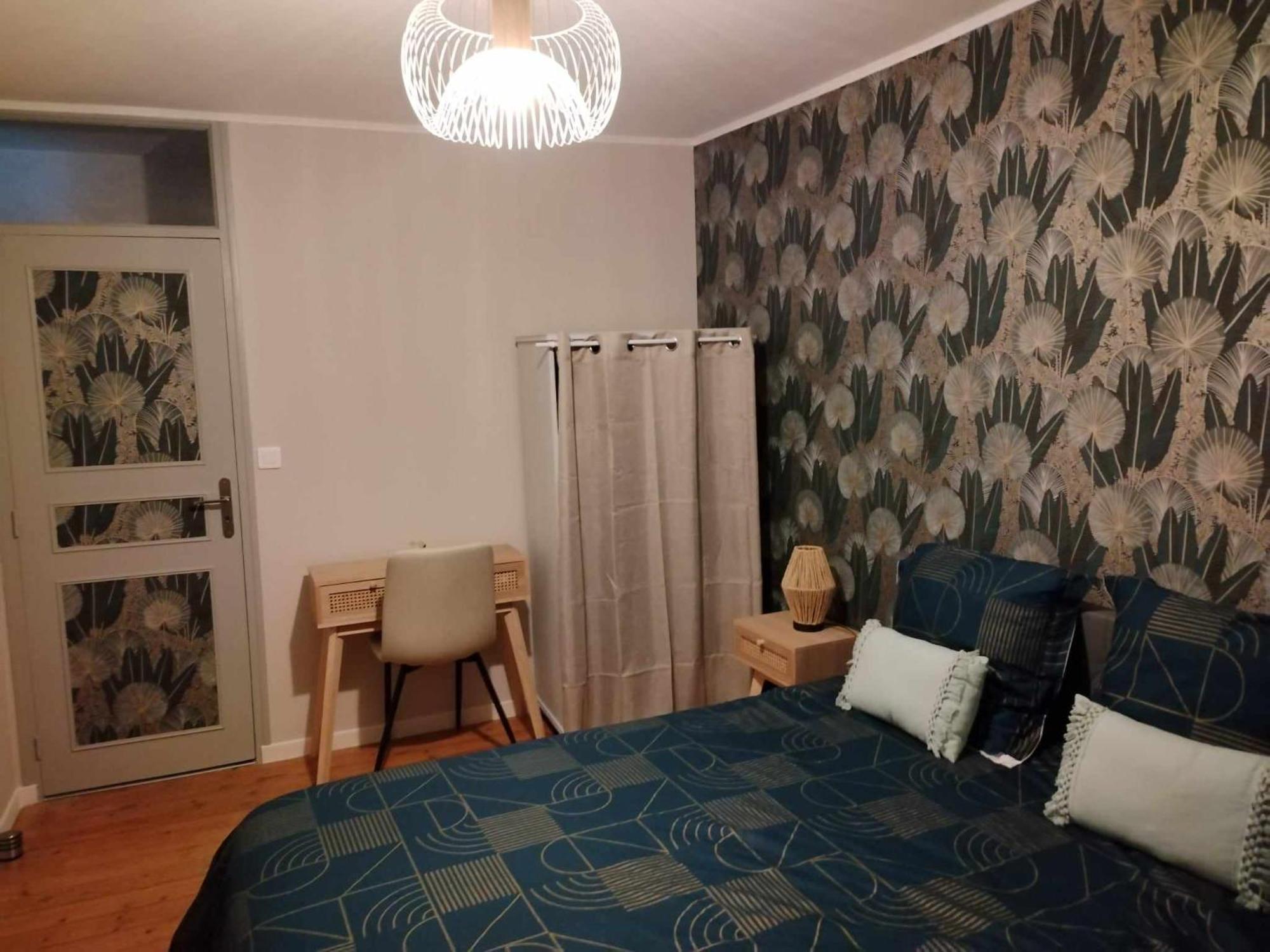Chambre D'Hote Familiale De La Maison Bleue Lanvallay Экстерьер фото